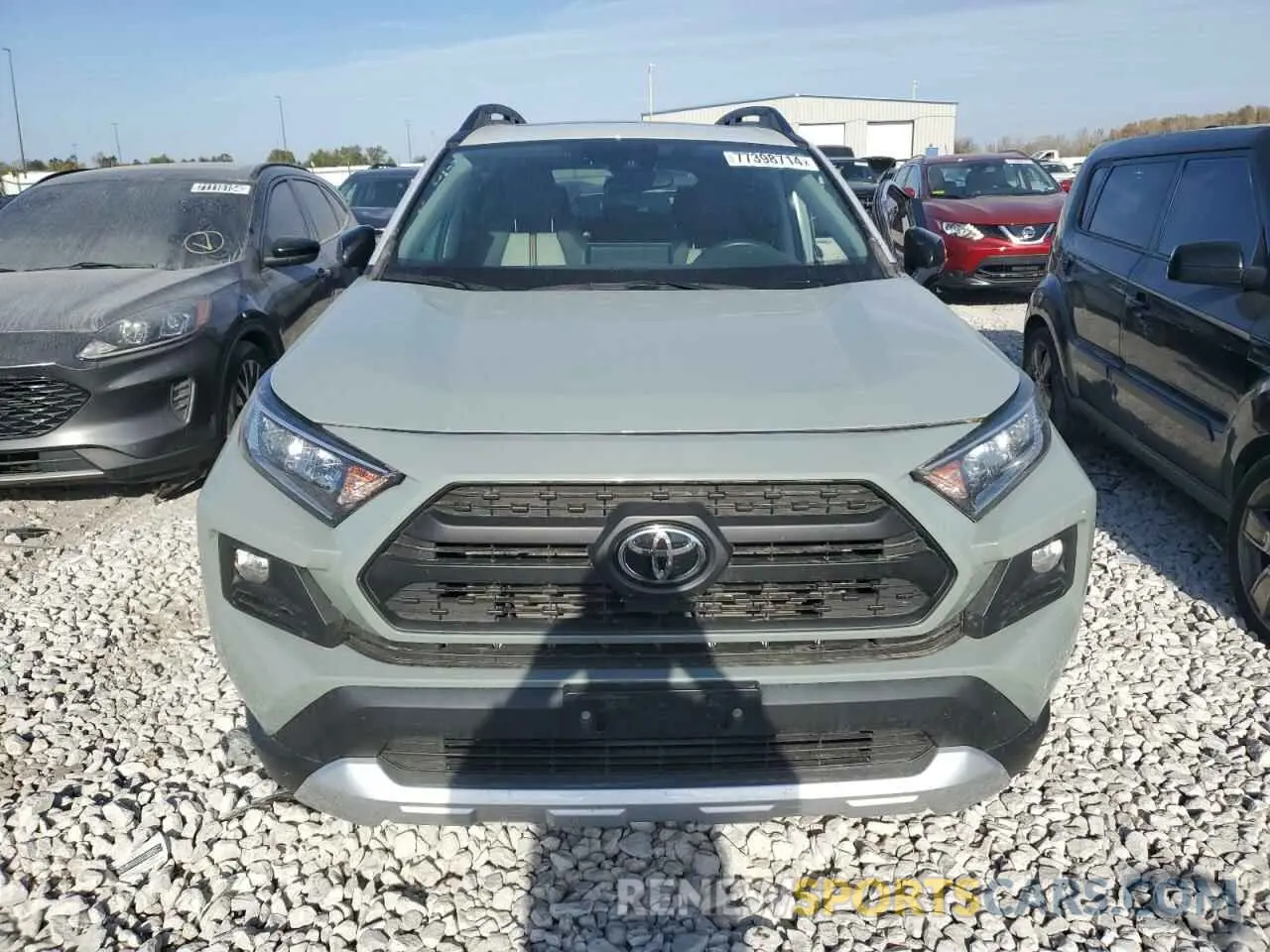 5 Photograph of a damaged car 2T3J1RFV1KC018046 TOYOTA RAV4 2019