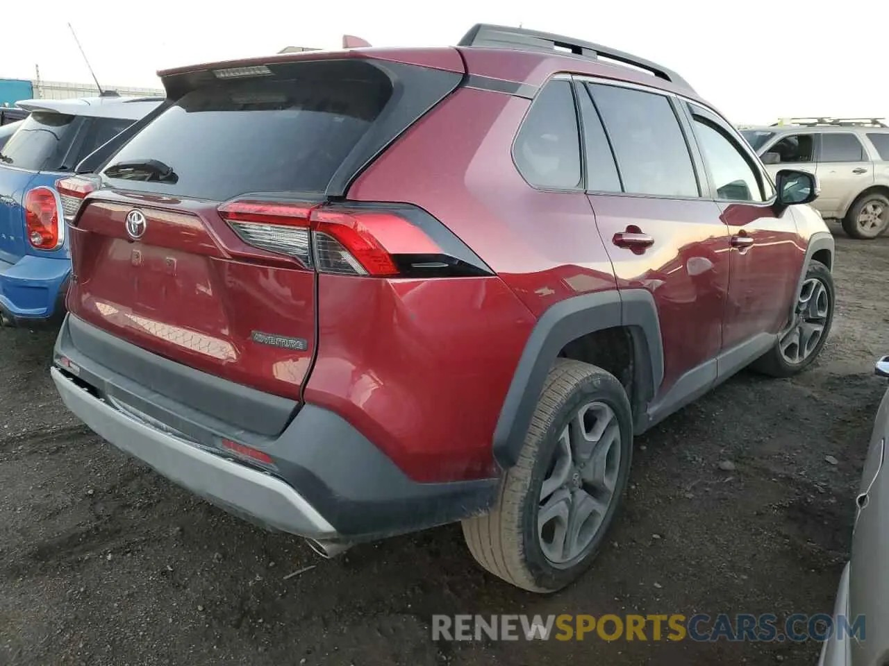 3 Photograph of a damaged car 2T3J1RFV1KW012682 TOYOTA RAV4 2019