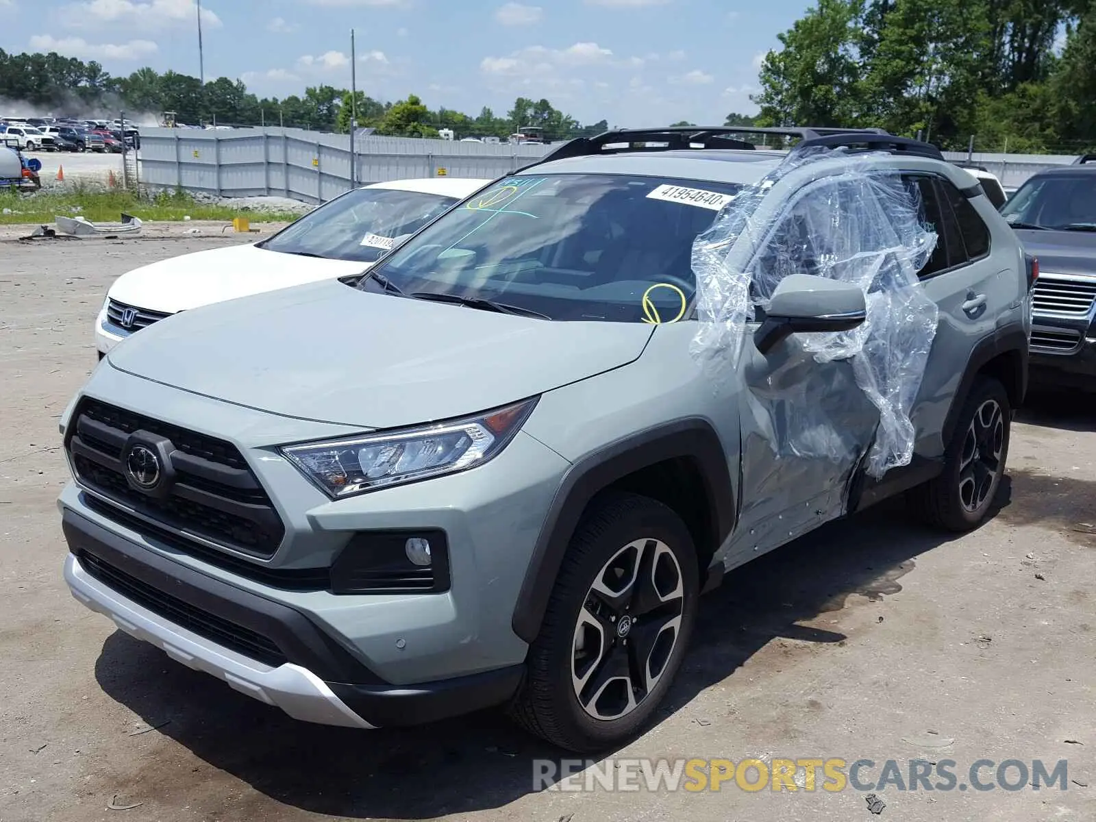 2 Photograph of a damaged car 2T3J1RFV2KC050150 TOYOTA RAV4 2019