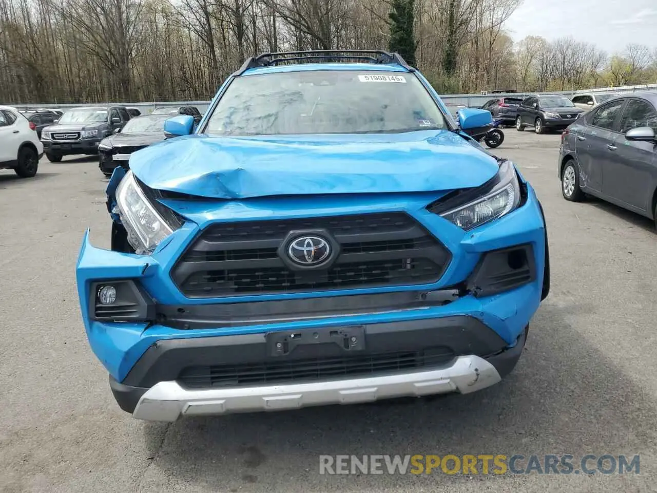 5 Фотография поврежденного автомобиля 2T3J1RFV2KW010228 TOYOTA RAV4 2019