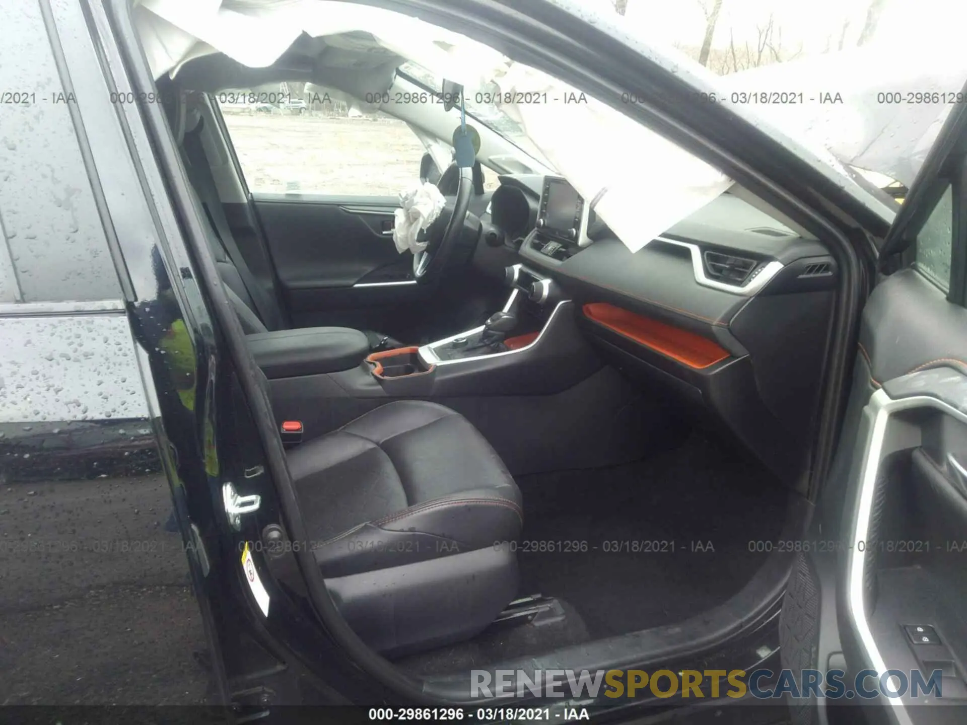 5 Photograph of a damaged car 2T3J1RFV3KW022579 TOYOTA RAV4 2019