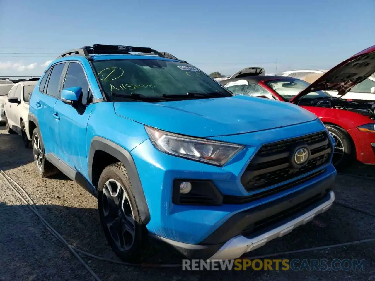 1 Photograph of a damaged car 2T3J1RFV4KW015091 TOYOTA RAV4 2019