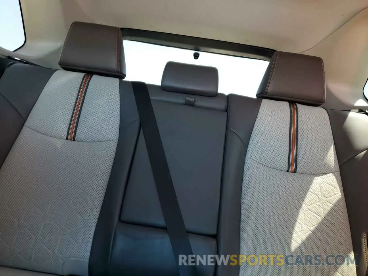 10 Photograph of a damaged car 2T3J1RFV5KC017255 TOYOTA RAV4 2019
