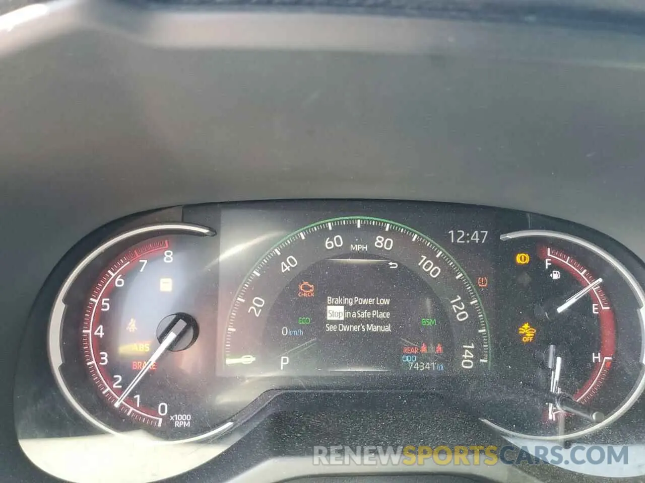 9 Photograph of a damaged car 2T3J1RFV5KC017255 TOYOTA RAV4 2019