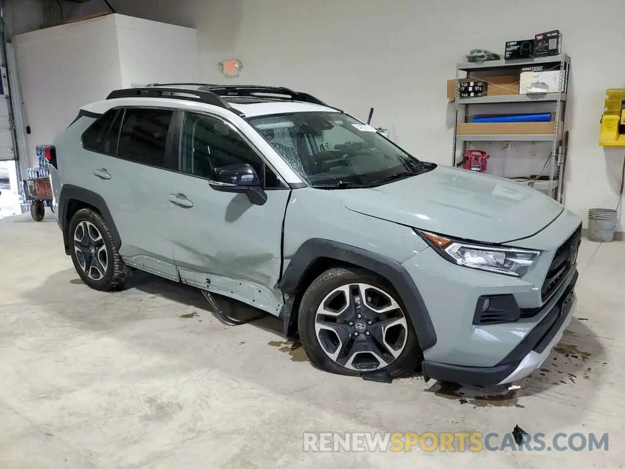 4 Фотография поврежденного автомобиля 2T3J1RFV5KC018275 TOYOTA RAV4 2019