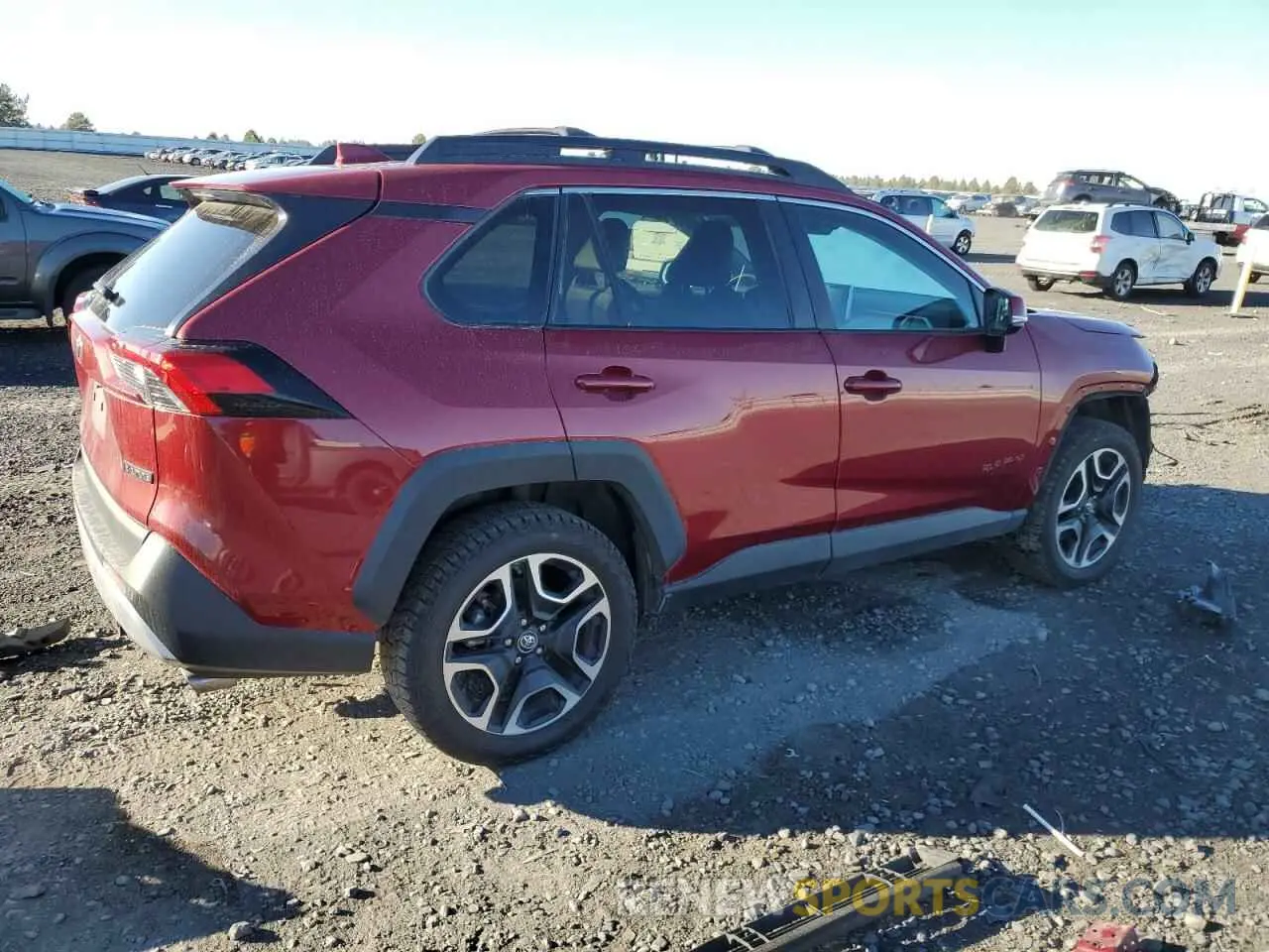 3 Фотография поврежденного автомобиля 2T3J1RFV5KC029759 TOYOTA RAV4 2019