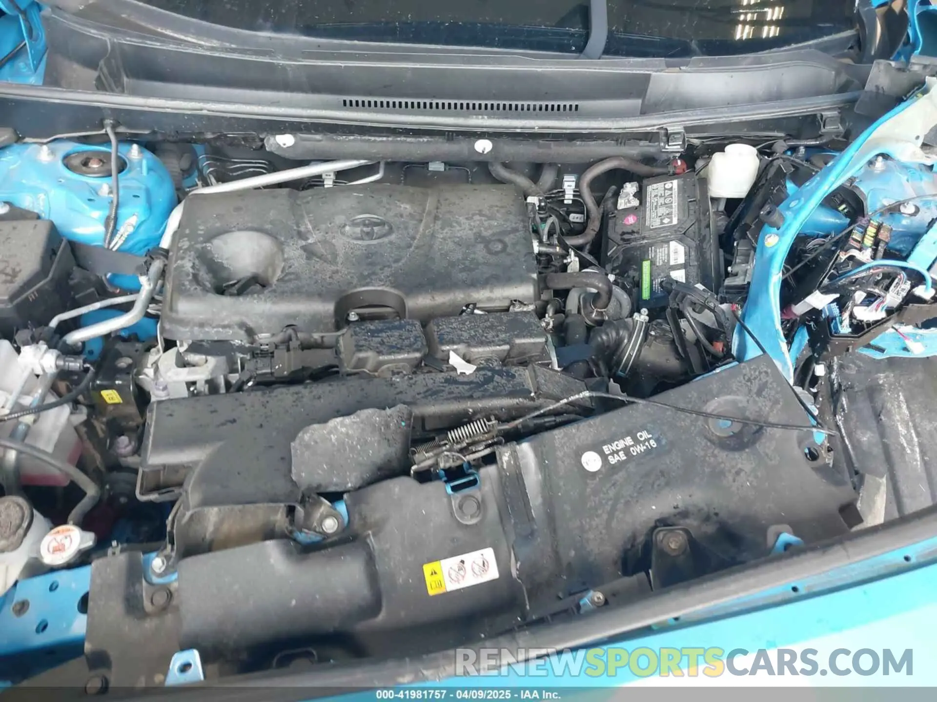 10 Photograph of a damaged car 2T3J1RFV5KW018601 TOYOTA RAV4 2019