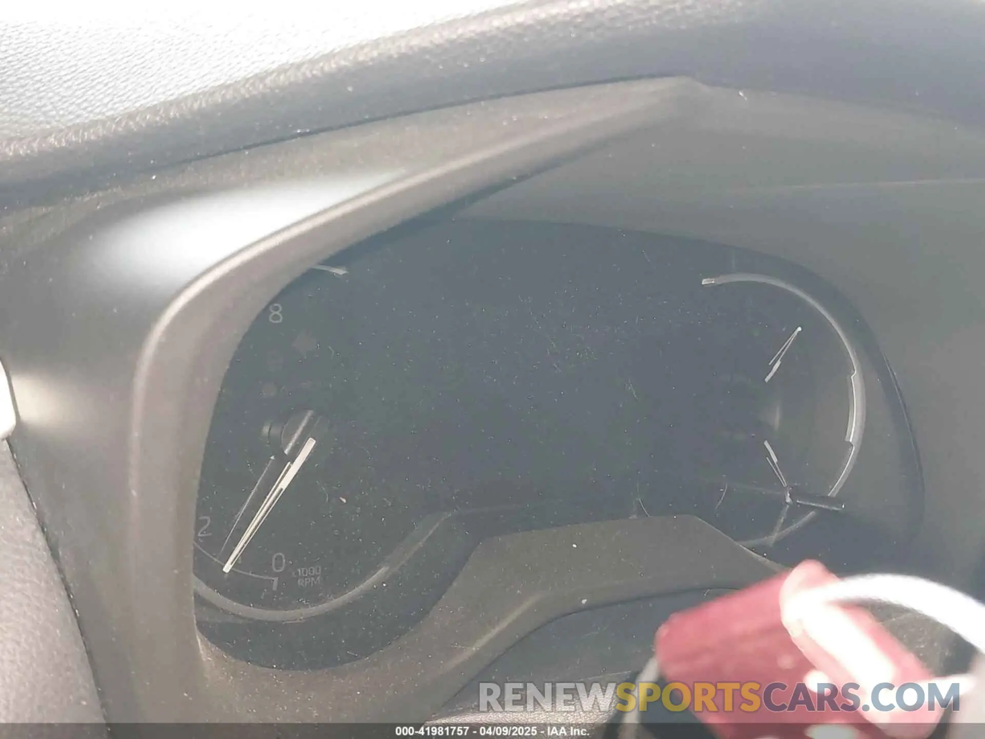 7 Photograph of a damaged car 2T3J1RFV5KW018601 TOYOTA RAV4 2019