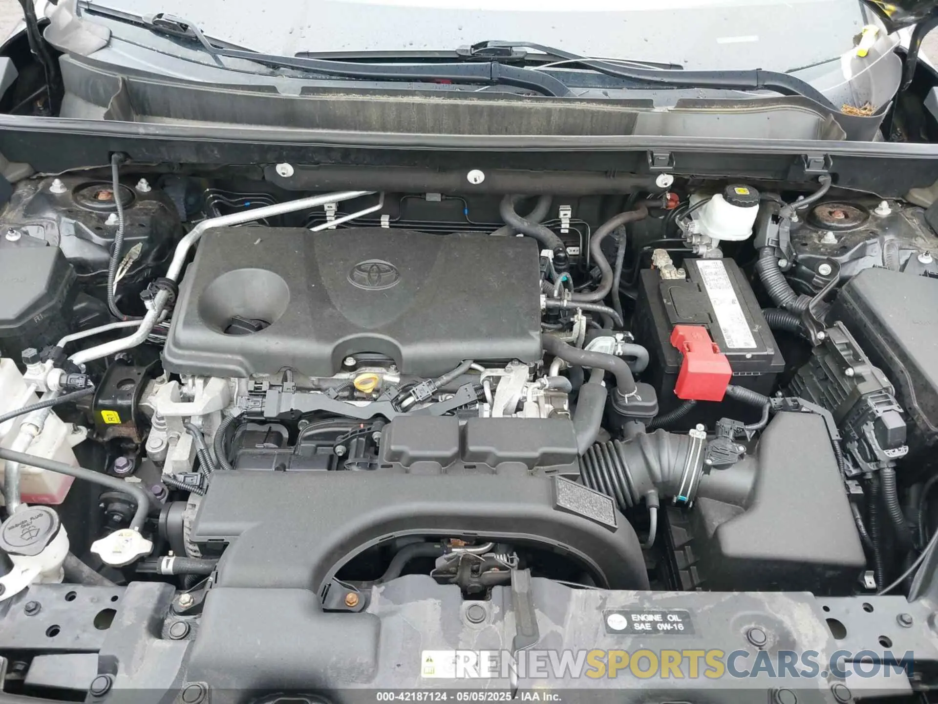 10 Photograph of a damaged car 2T3J1RFV5KW028786 TOYOTA RAV4 2019