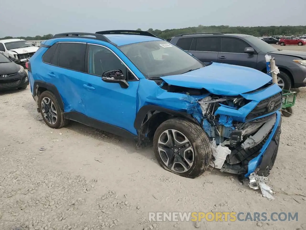 4 Photograph of a damaged car 2T3J1RFV6KC043203 TOYOTA RAV4 2019