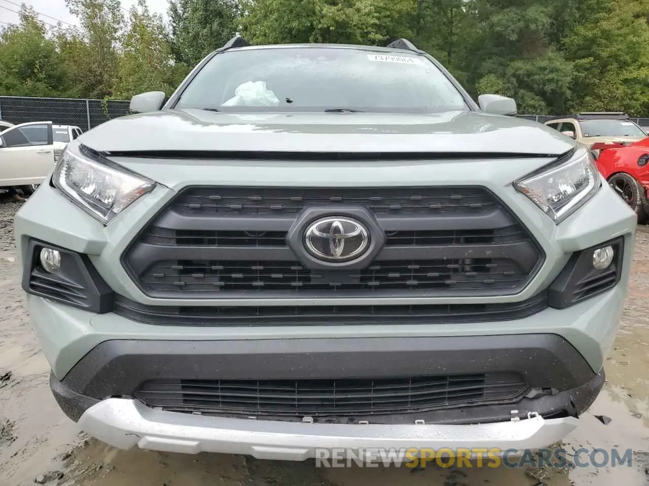 5 Photograph of a damaged car 2T3J1RFV6KC045520 TOYOTA RAV4 2019