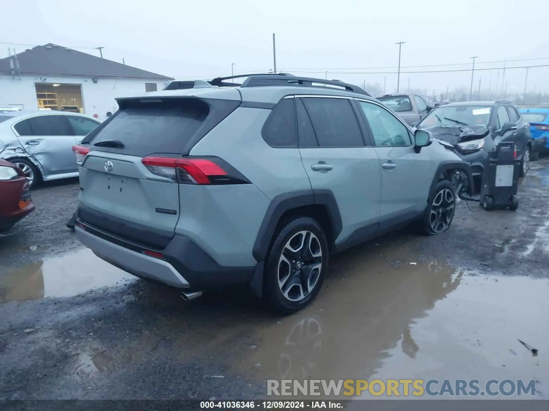 4 Photograph of a damaged car 2T3J1RFV7KW007759 TOYOTA RAV4 2019