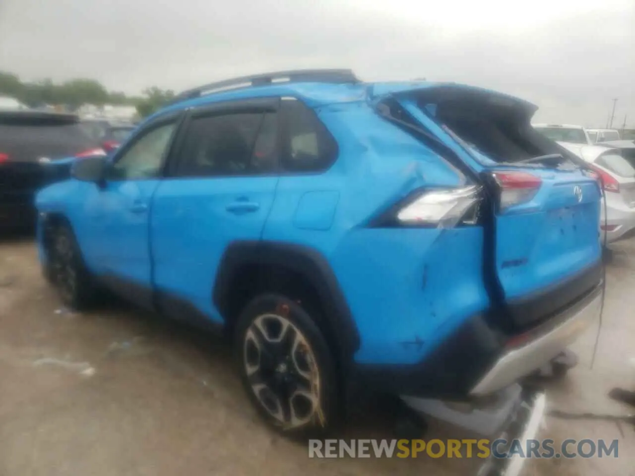 3 Фотография поврежденного автомобиля 2T3J1RFV7KW022519 TOYOTA RAV4 2019