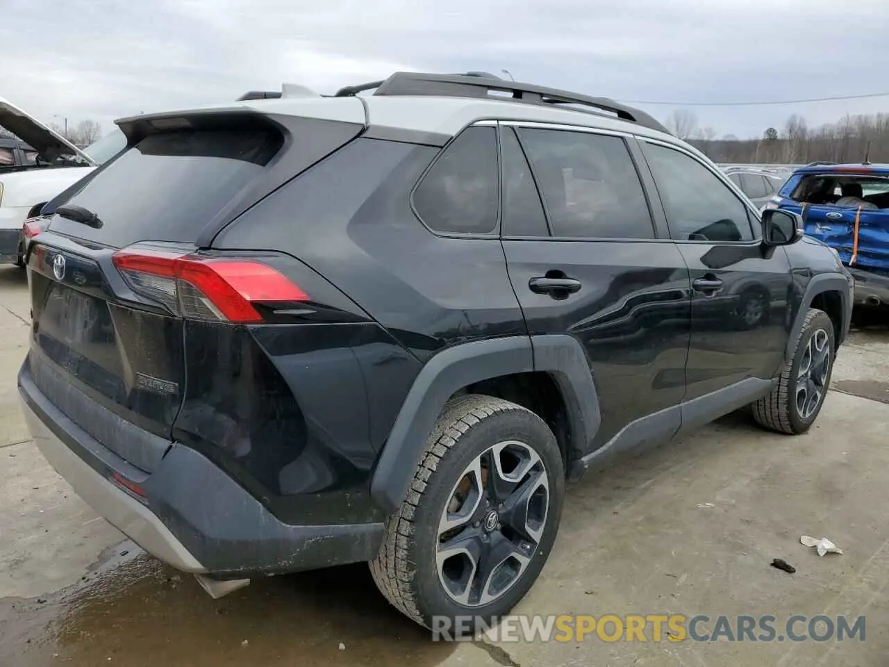 3 Фотография поврежденного автомобиля 2T3J1RFV8KW030547 TOYOTA RAV4 2019