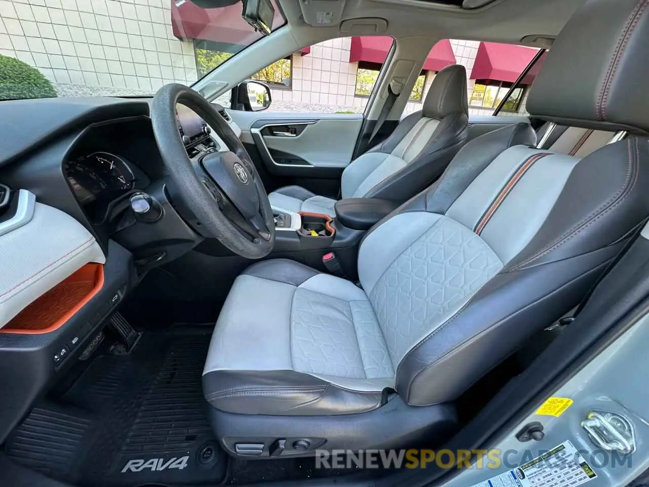 13 Photograph of a damaged car 2T3J1RFV8KW041189 TOYOTA RAV4 2019