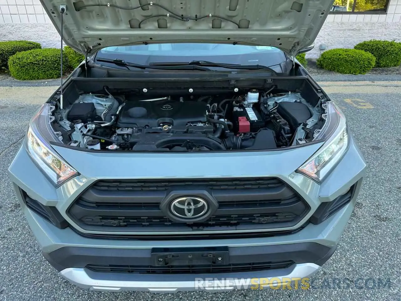 7 Photograph of a damaged car 2T3J1RFV8KW041189 TOYOTA RAV4 2019