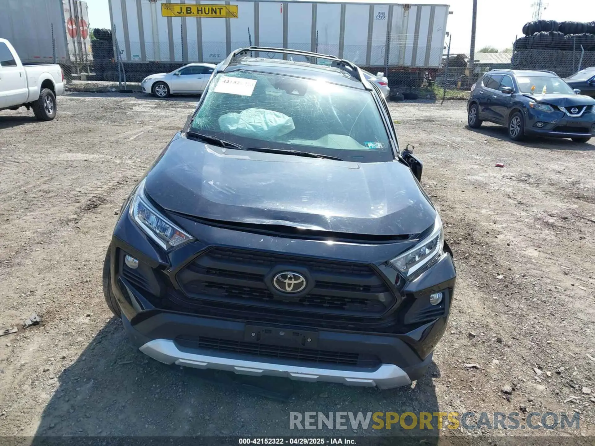 12 Фотография поврежденного автомобиля 2T3J1RFV9KW011831 TOYOTA RAV4 2019