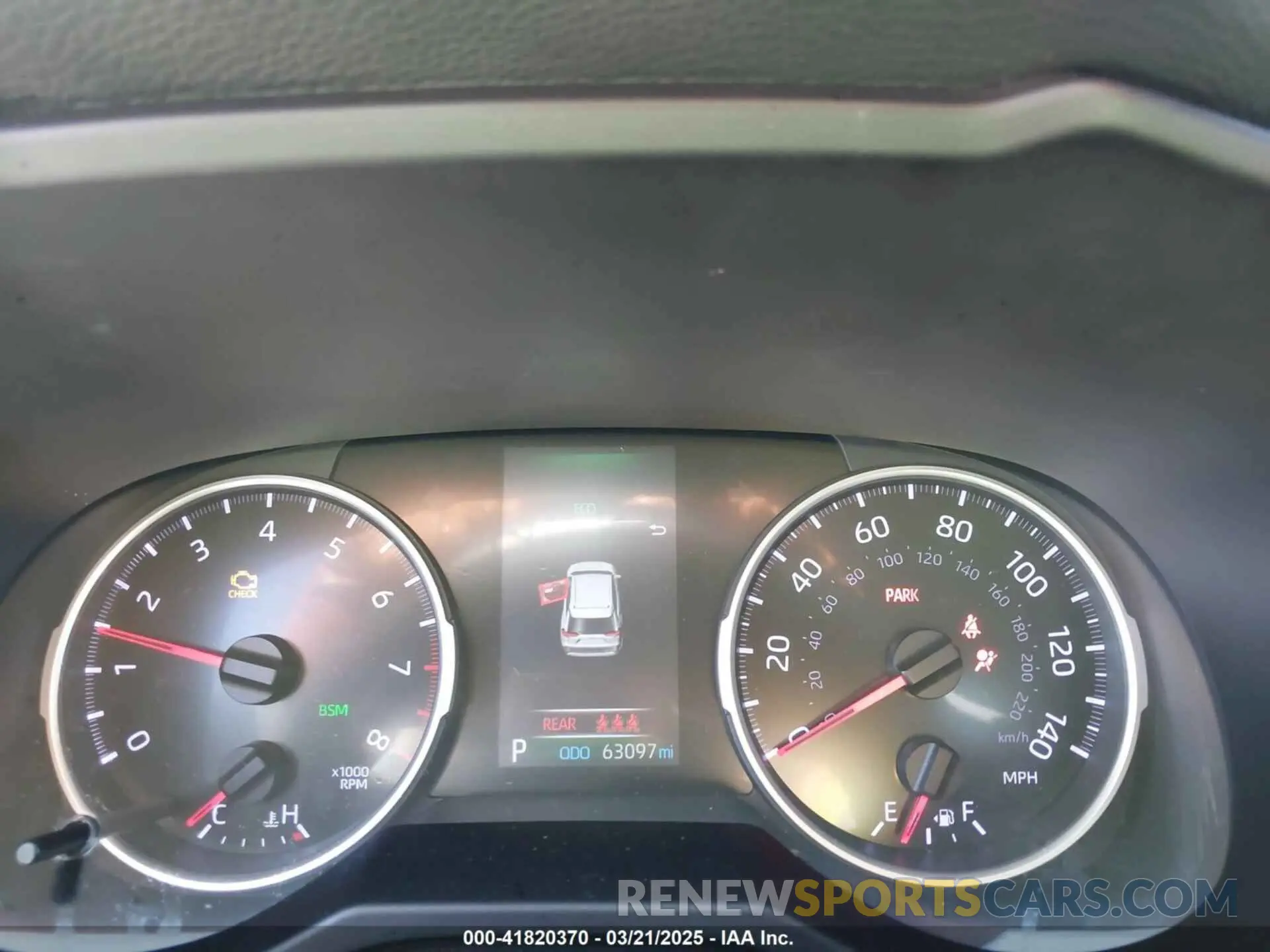 7 Photograph of a damaged car 2T3K1RFV0KW010426 TOYOTA RAV4 2019