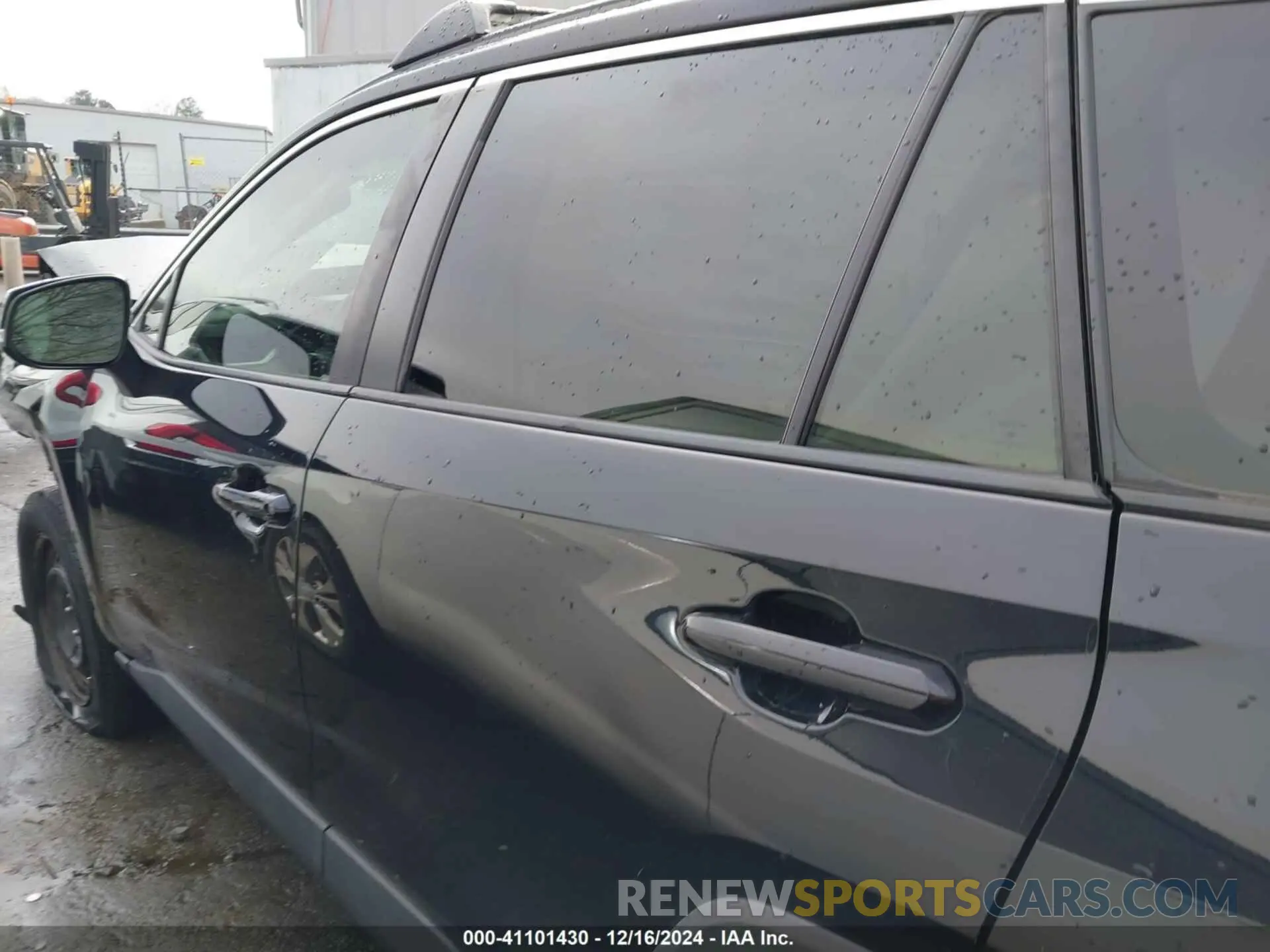 14 Фотография поврежденного автомобиля 2T3K1RFV2KW020522 TOYOTA RAV4 2019