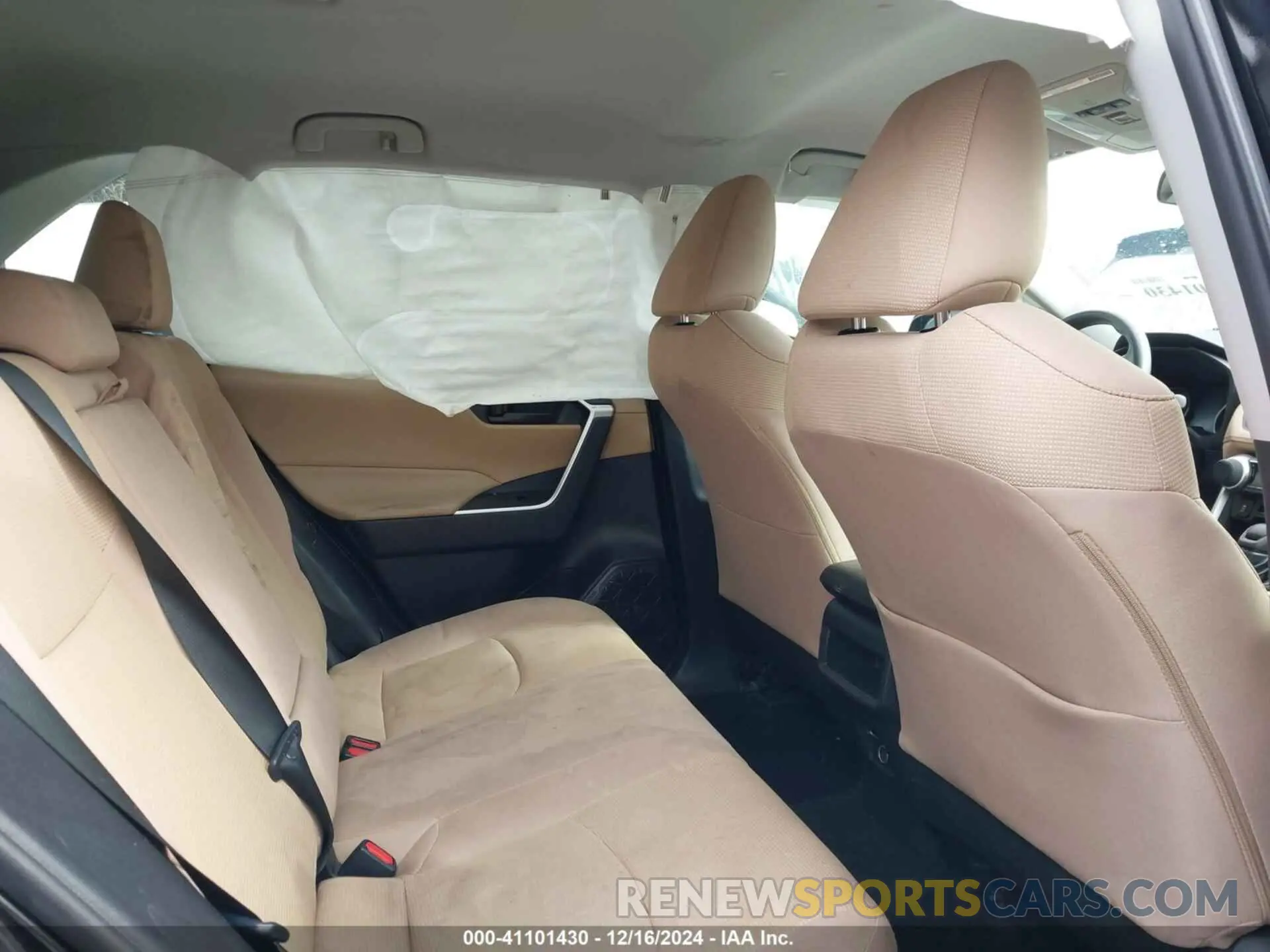 8 Фотография поврежденного автомобиля 2T3K1RFV2KW020522 TOYOTA RAV4 2019