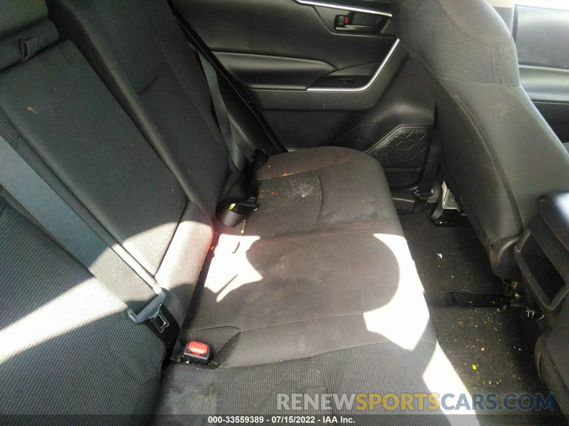 8 Photograph of a damaged car 2T3K1RFV3KC013547 TOYOTA RAV4 2019
