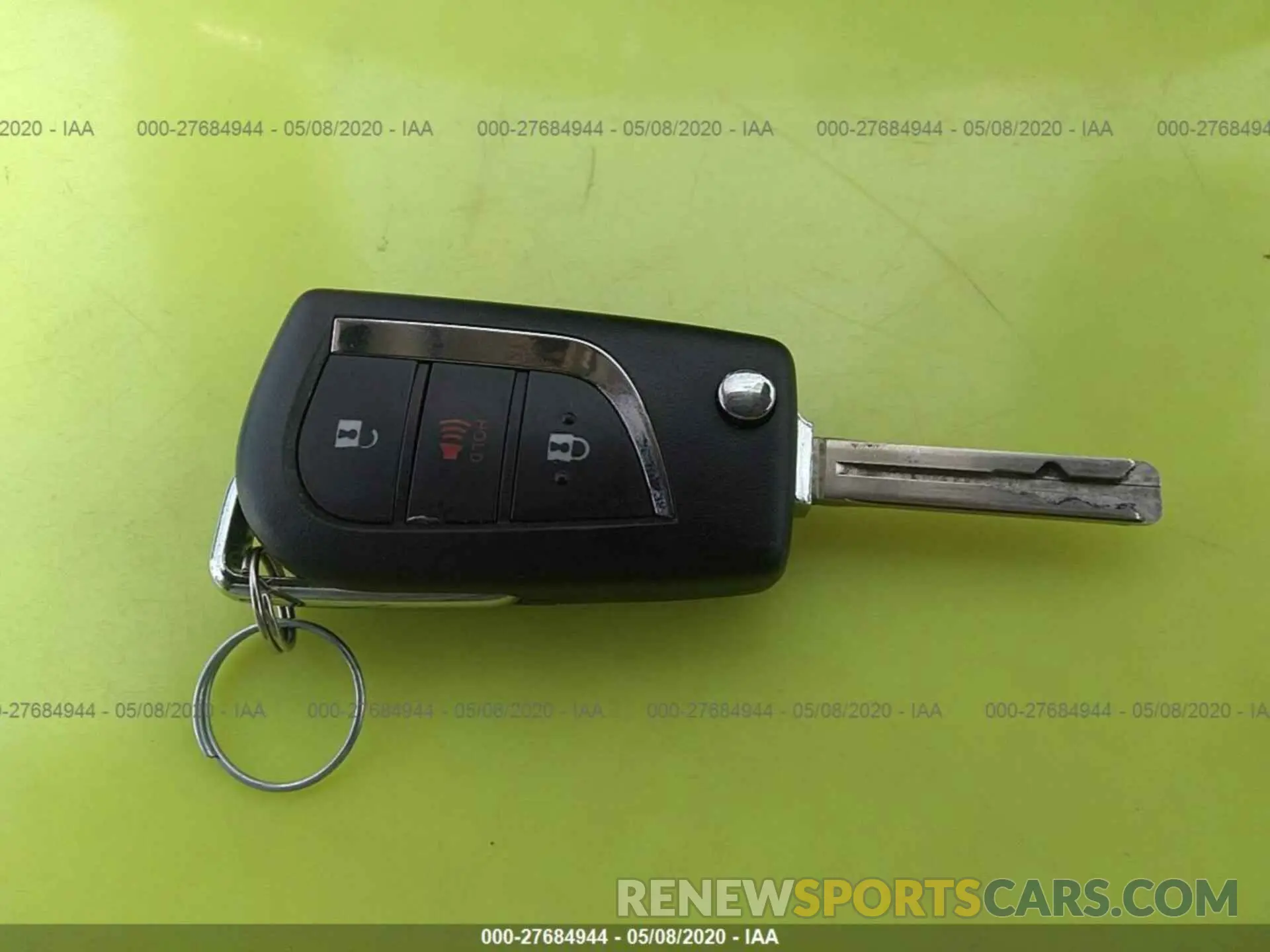 11 Photograph of a damaged car 2T3K1RFV8KW004700 TOYOTA RAV4 2019