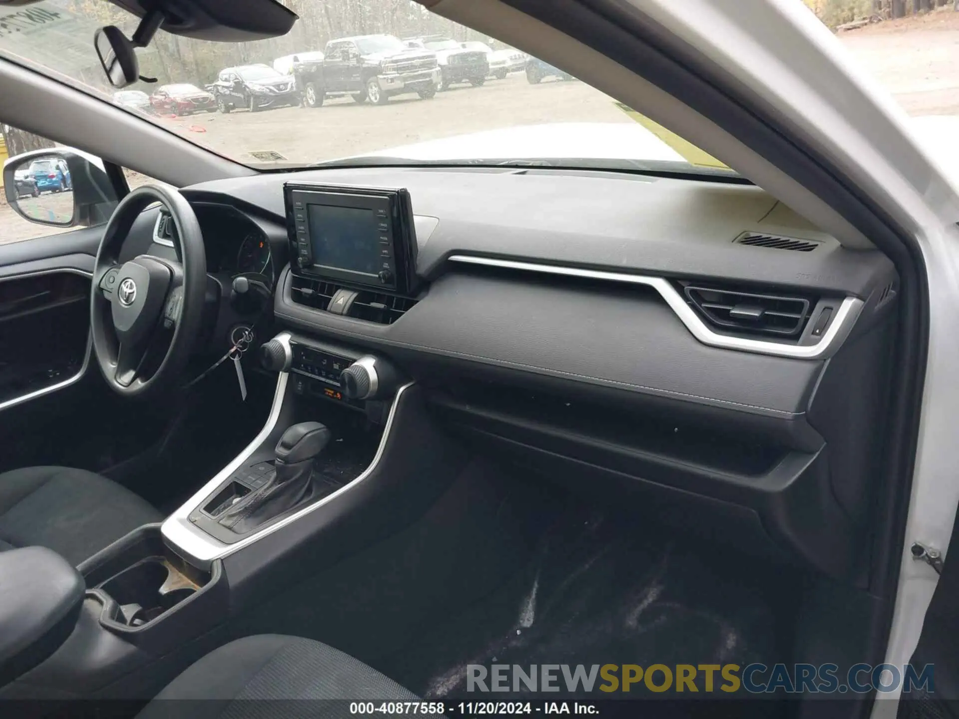 5 Фотография поврежденного автомобиля 2T3K1RFV9KW034899 TOYOTA RAV4 2019