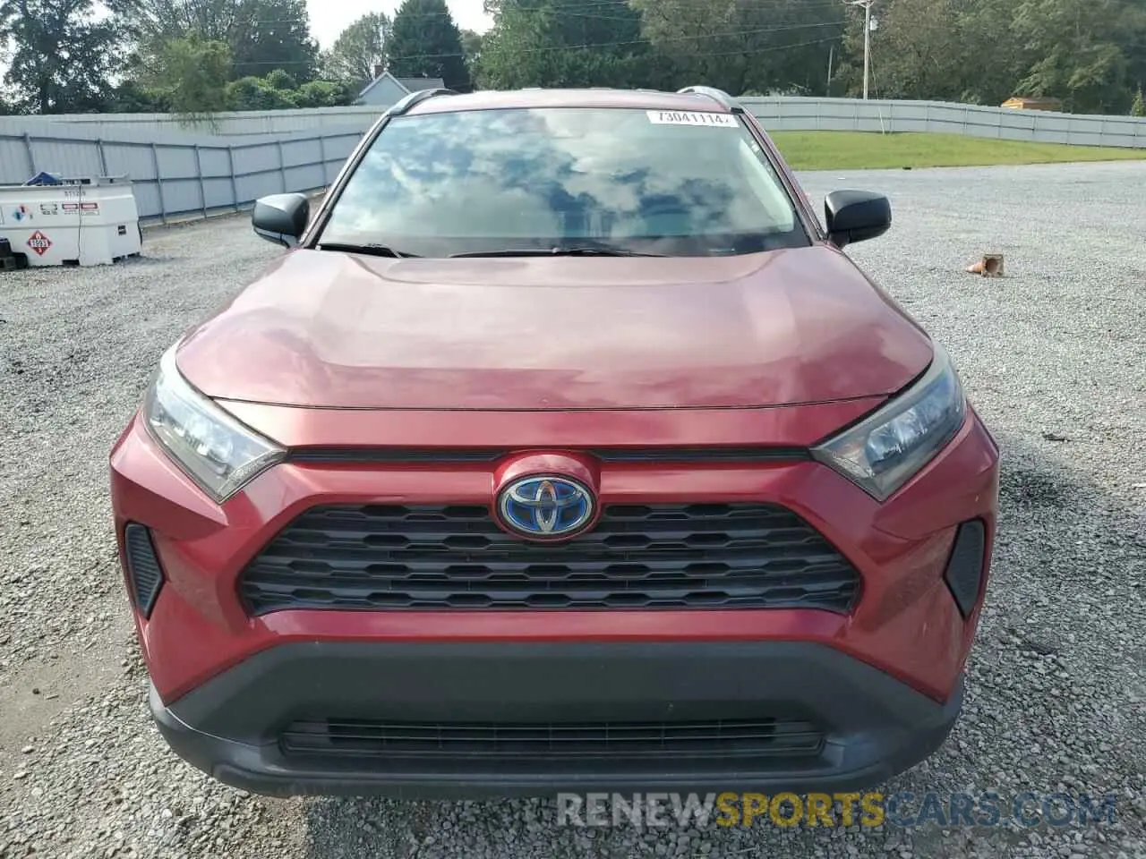 5 Photograph of a damaged car 2T3LWRFV9KW007465 TOYOTA RAV4 2019