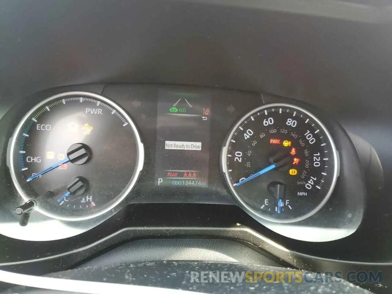 9 Photograph of a damaged car 2T3LWRFV9KW007465 TOYOTA RAV4 2019