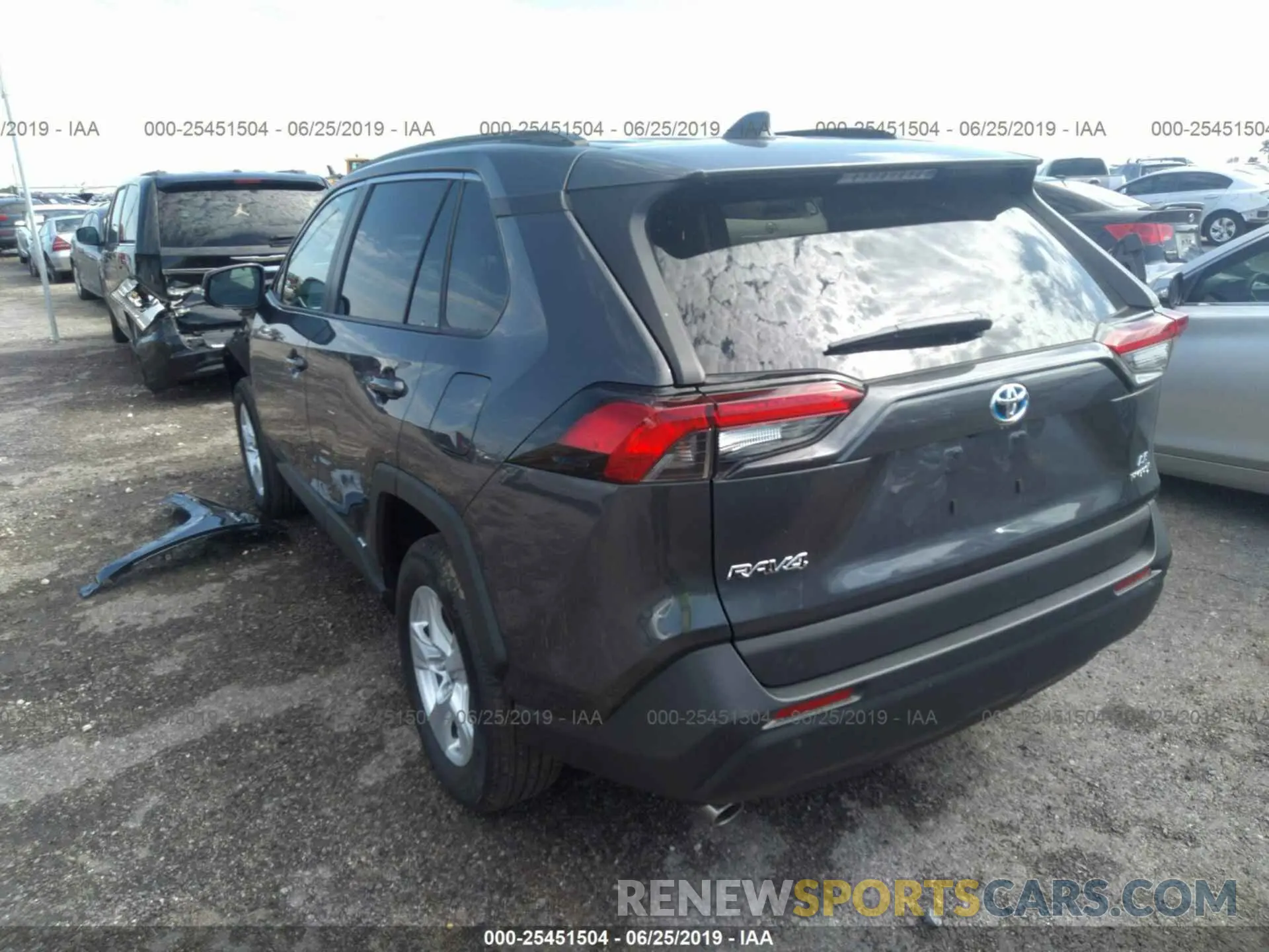3 Photograph of a damaged car 2T3MWRFV3KW005814 TOYOTA RAV4 2019
