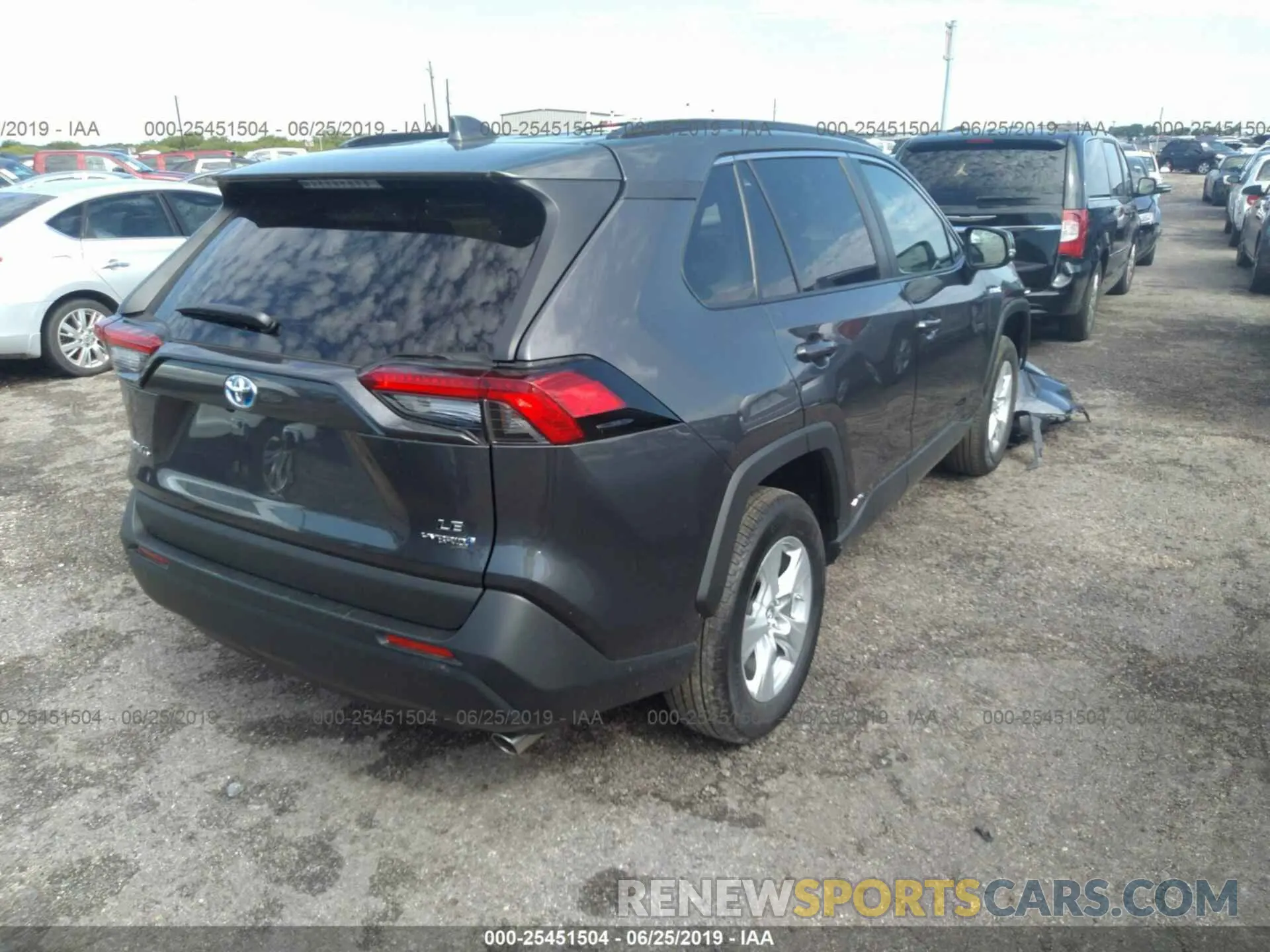 4 Photograph of a damaged car 2T3MWRFV3KW005814 TOYOTA RAV4 2019