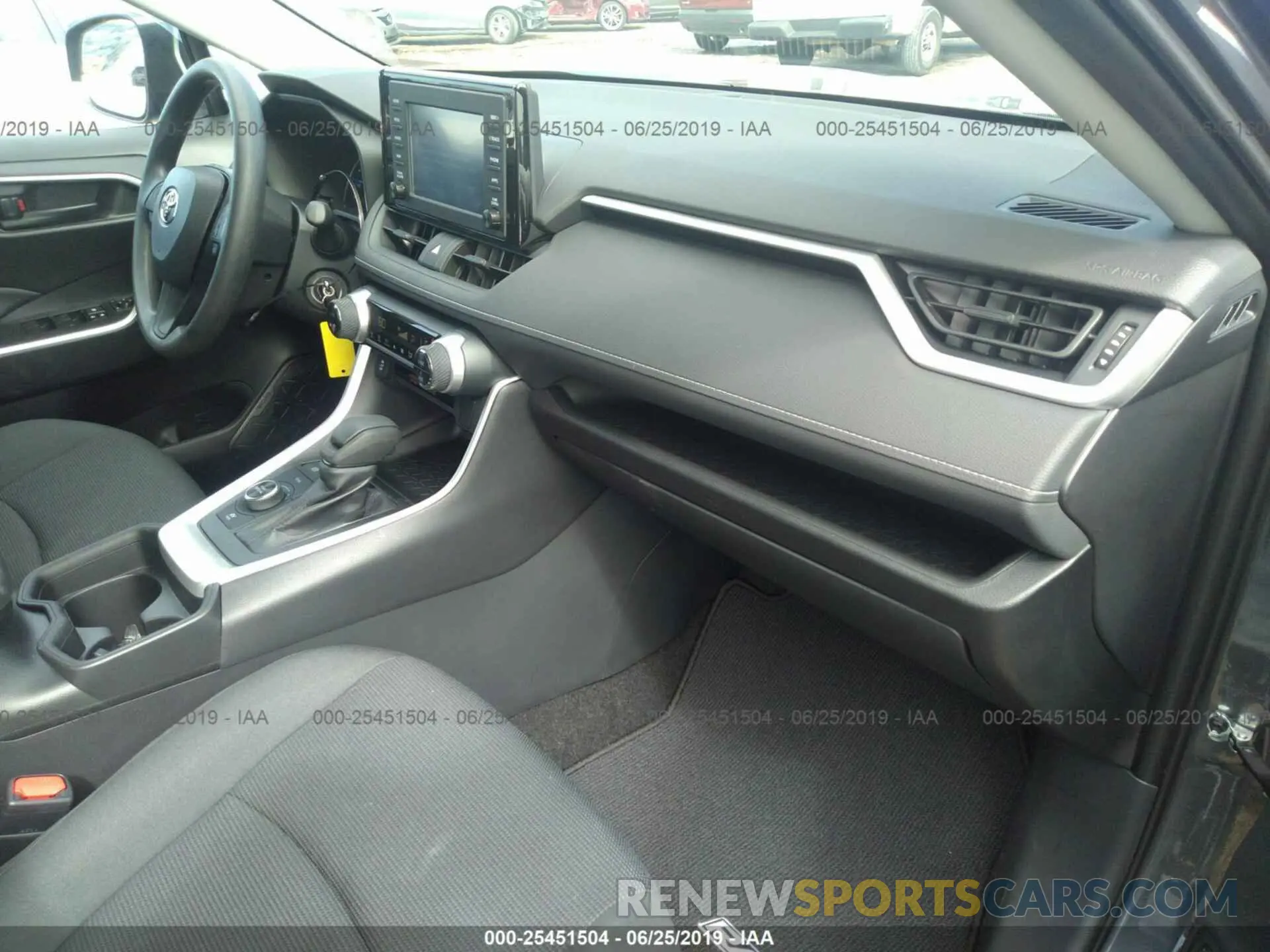 5 Photograph of a damaged car 2T3MWRFV3KW005814 TOYOTA RAV4 2019