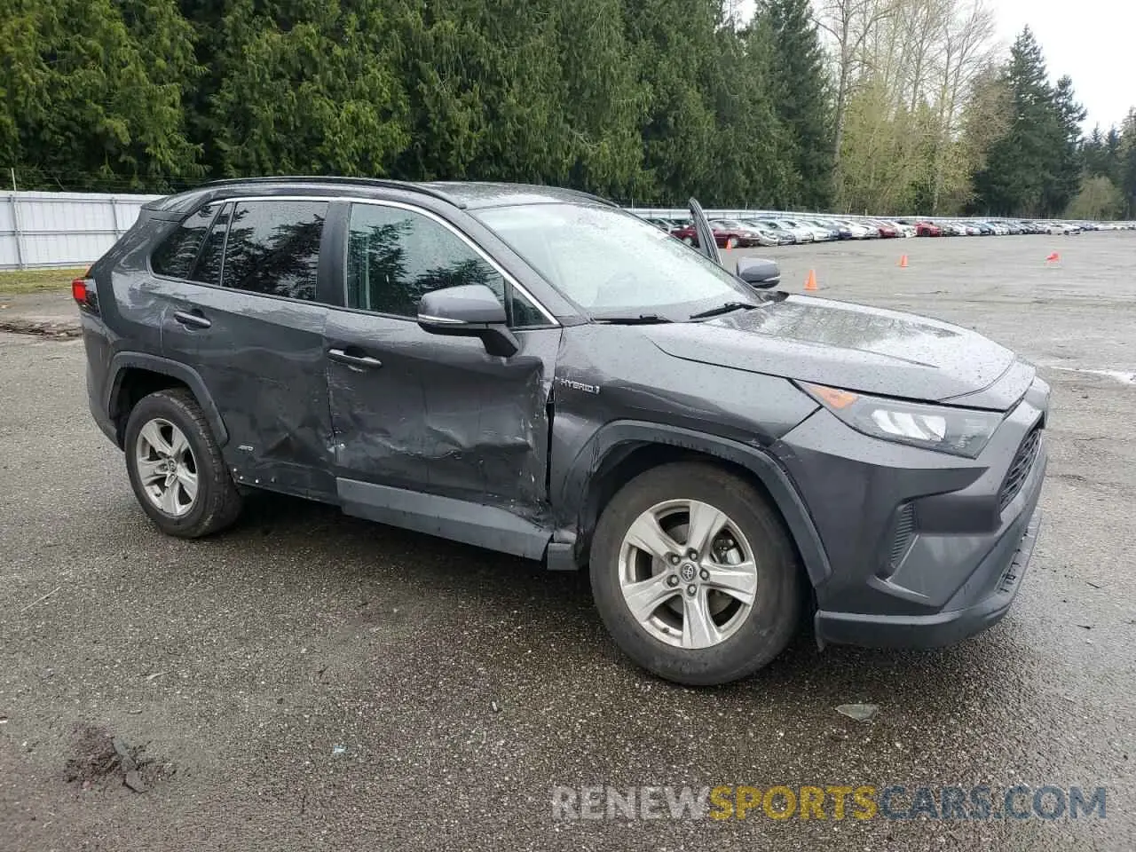 4 Фотография поврежденного автомобиля 2T3MWRFV5KW004440 TOYOTA RAV4 2019