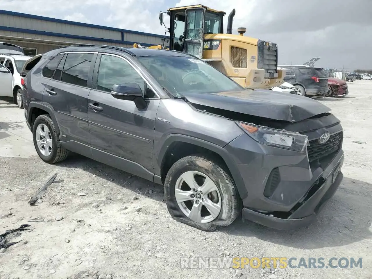 4 Photograph of a damaged car 2T3MWRFV6KW033672 TOYOTA RAV4 2019