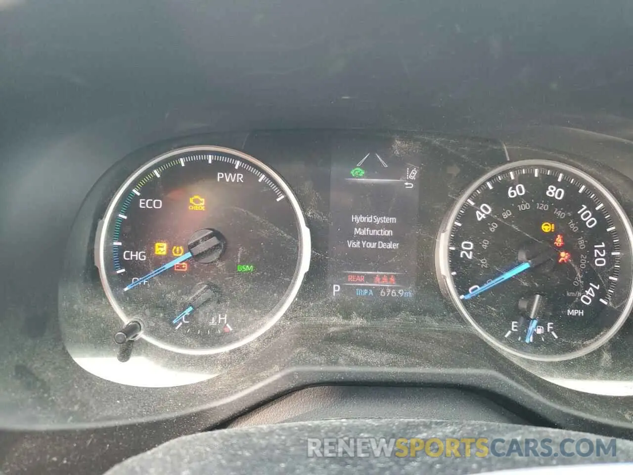 9 Photograph of a damaged car 2T3MWRFV6KW033672 TOYOTA RAV4 2019