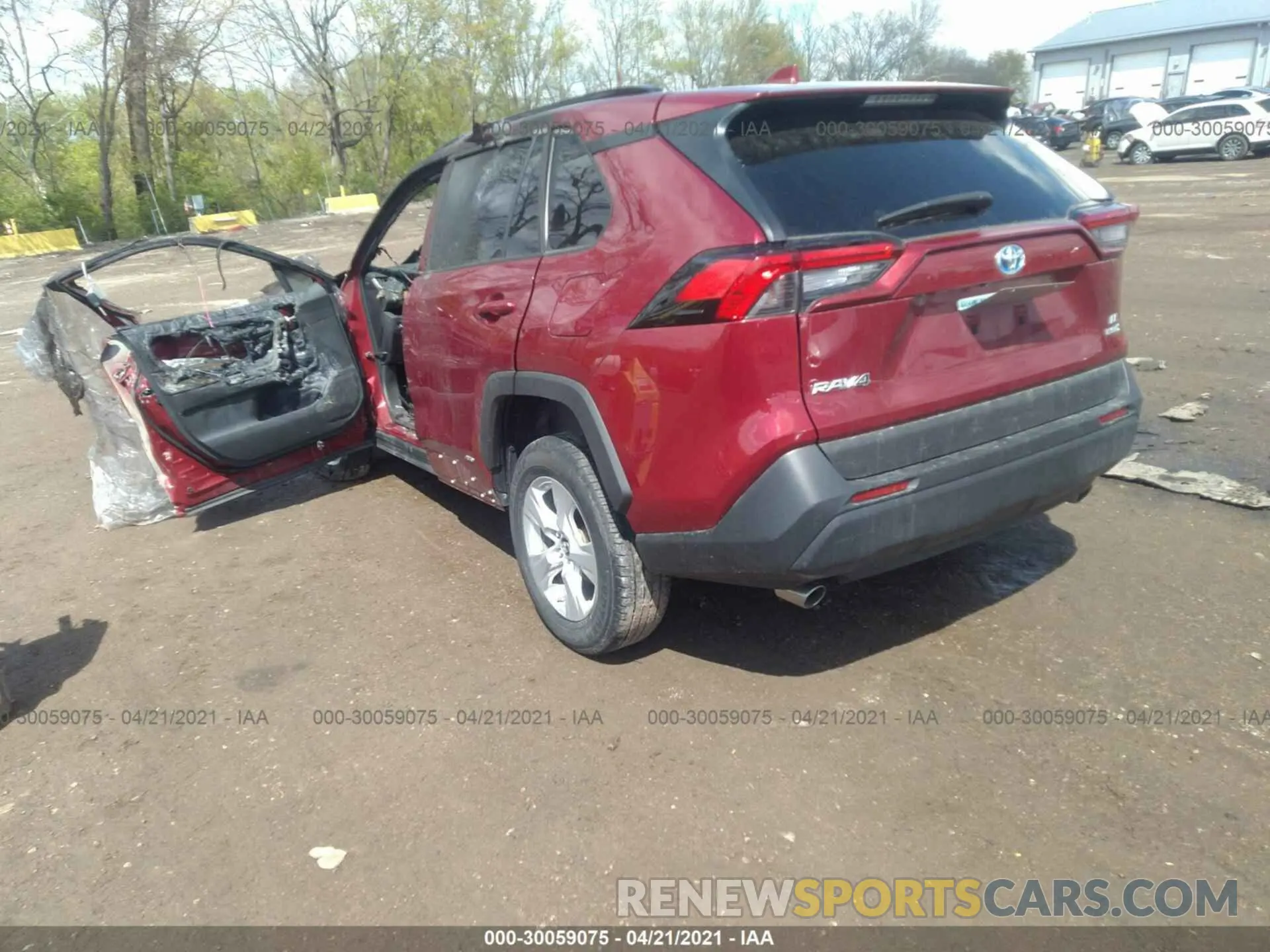 3 Photograph of a damaged car 2T3MWRFV7KW040789 TOYOTA RAV4 2019