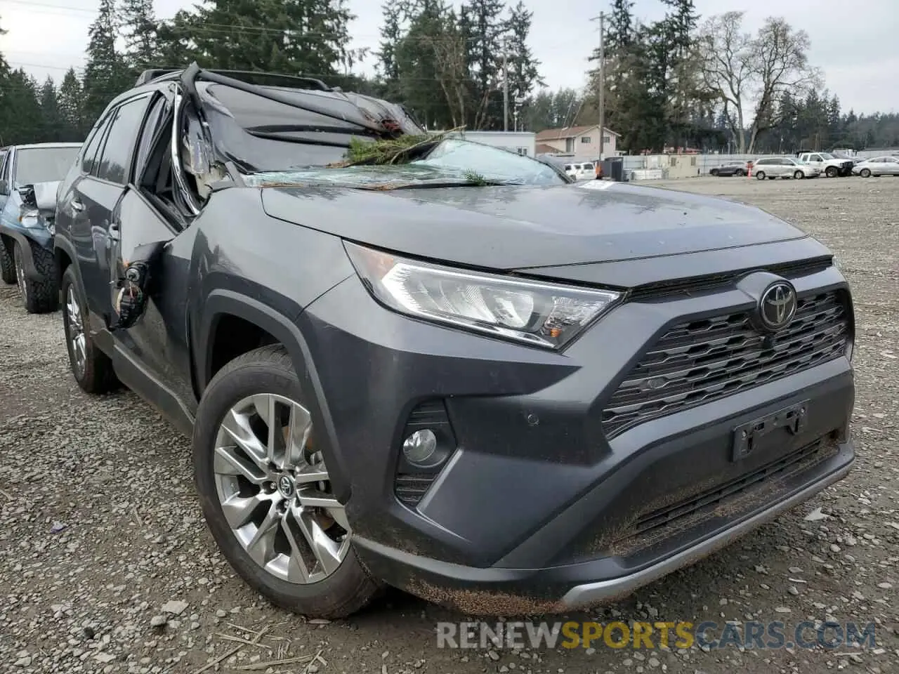 4 Photograph of a damaged car 2T3N1RFV0KC017231 TOYOTA RAV4 2019