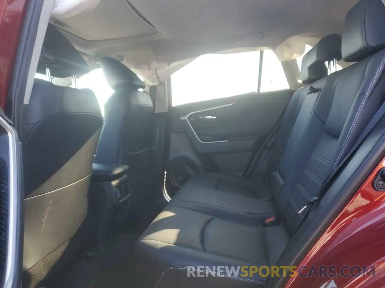 12 Photograph of a damaged car 2T3N1RFV1KC017934 TOYOTA RAV4 2019