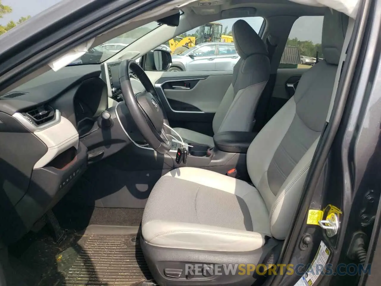 7 Фотография поврежденного автомобиля 2T3N1RFV1KW016779 TOYOTA RAV4 2019