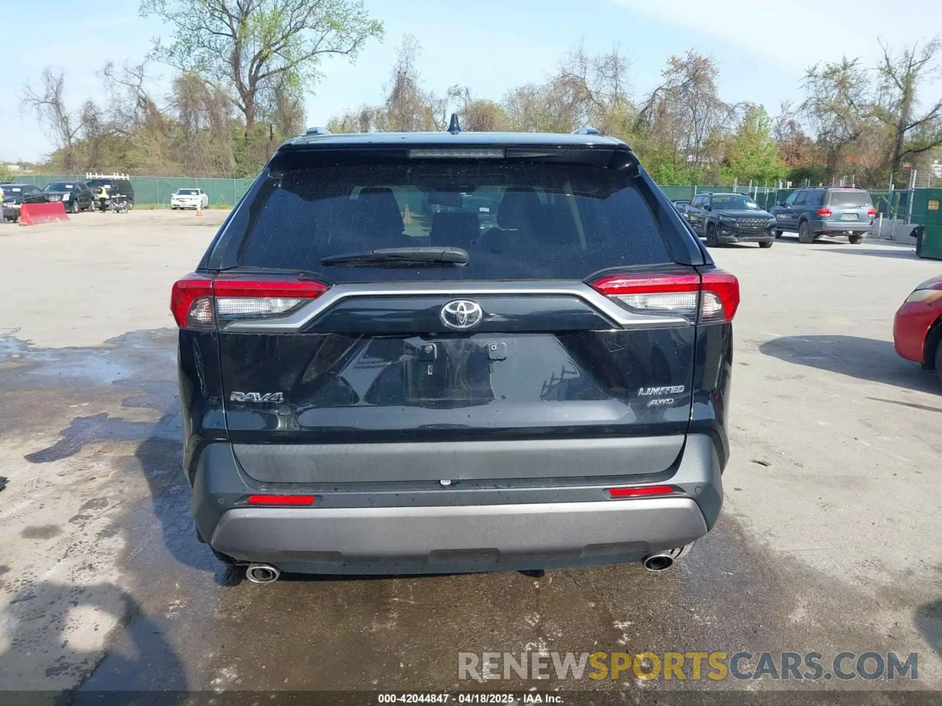 16 Фотография поврежденного автомобиля 2T3N1RFV2KC039246 TOYOTA RAV4 2019