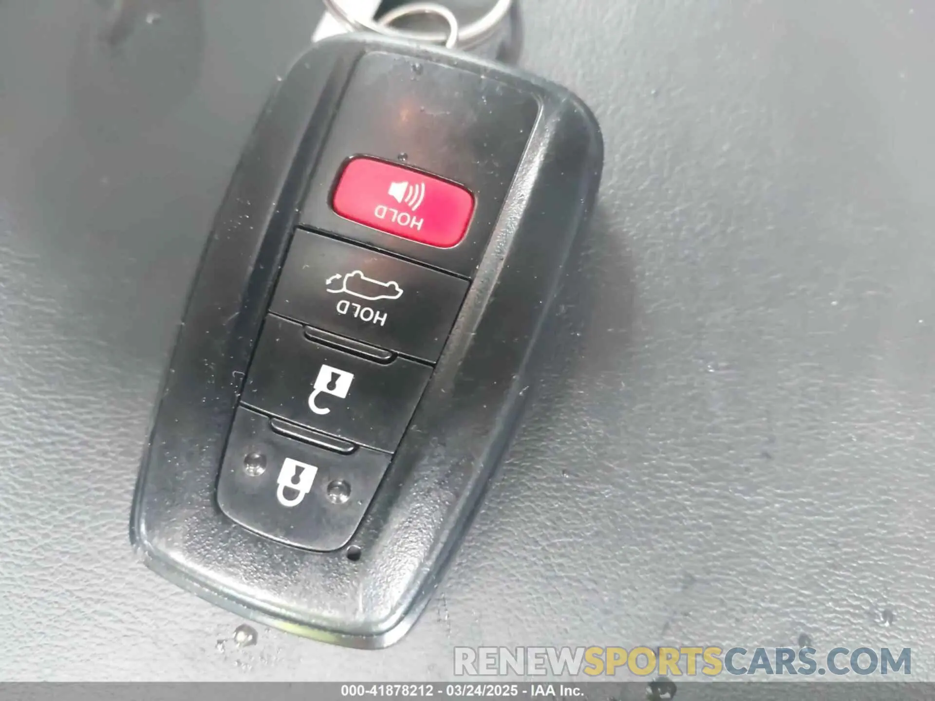 11 Photograph of a damaged car 2T3N1RFV4KC034761 TOYOTA RAV4 2019