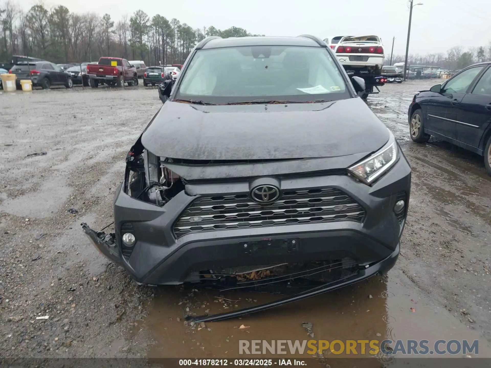 12 Photograph of a damaged car 2T3N1RFV4KC034761 TOYOTA RAV4 2019