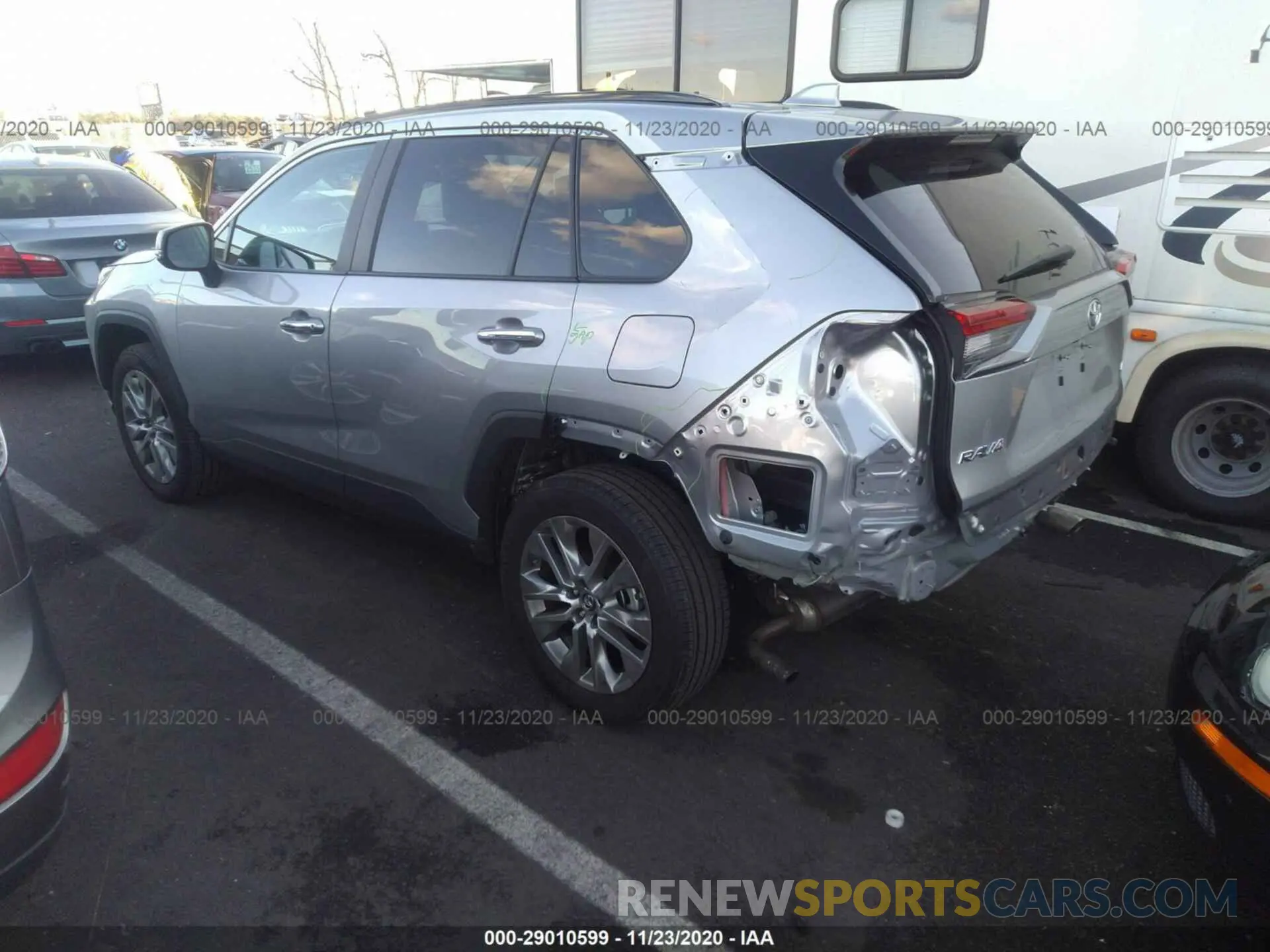 3 Photograph of a damaged car 2T3N1RFV6KC032025 TOYOTA RAV4 2019
