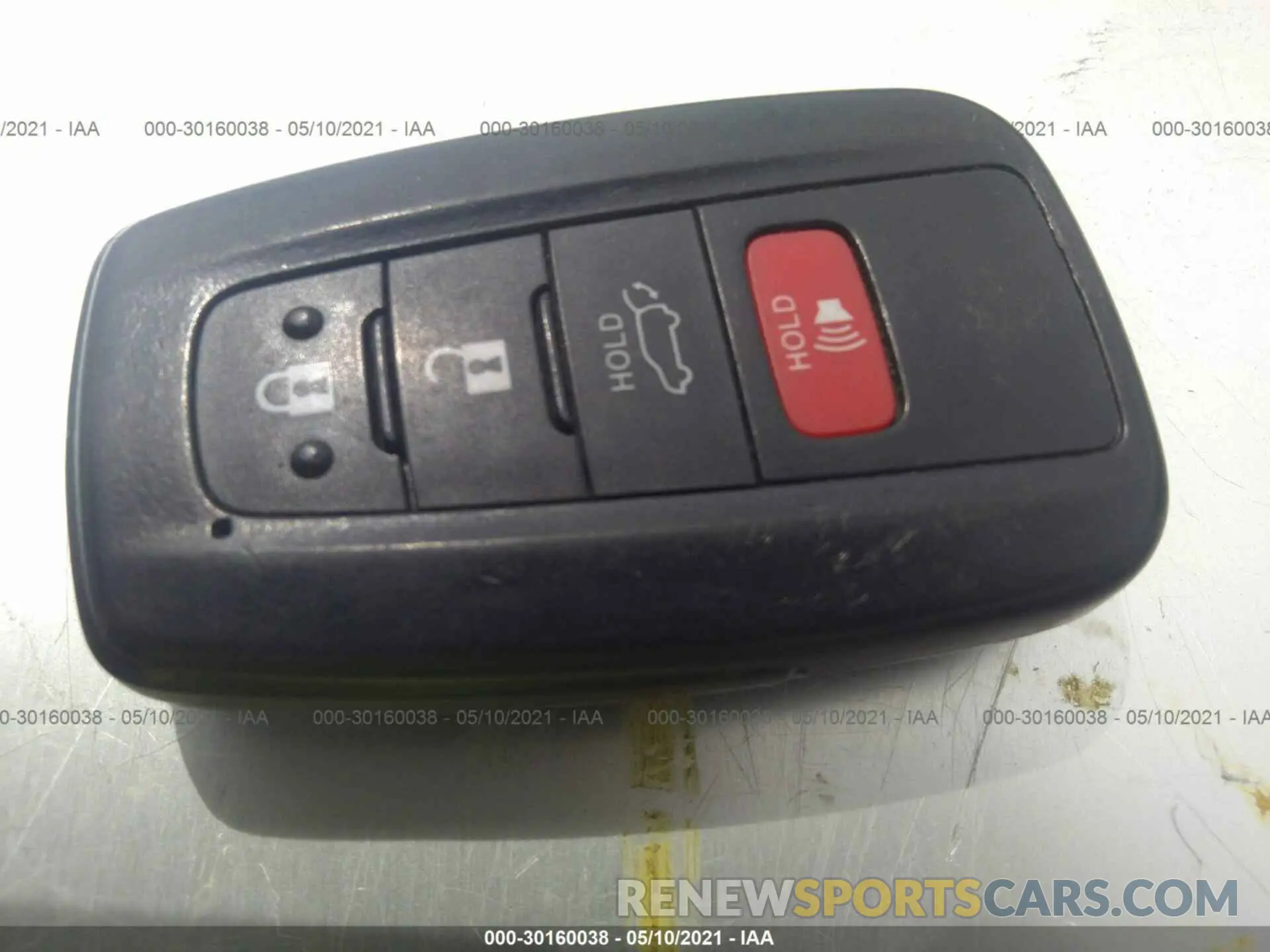 11 Photograph of a damaged car 2T3N1RFV7KW005530 TOYOTA RAV4 2019