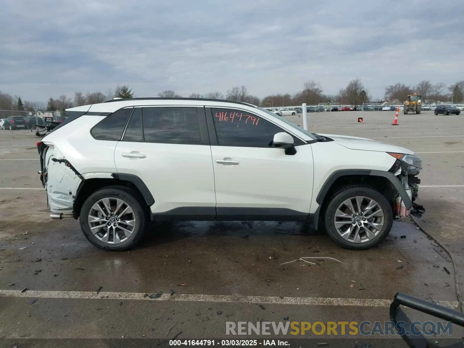 14 Фотография поврежденного автомобиля 2T3N1RFVXKW071165 TOYOTA RAV4 2019