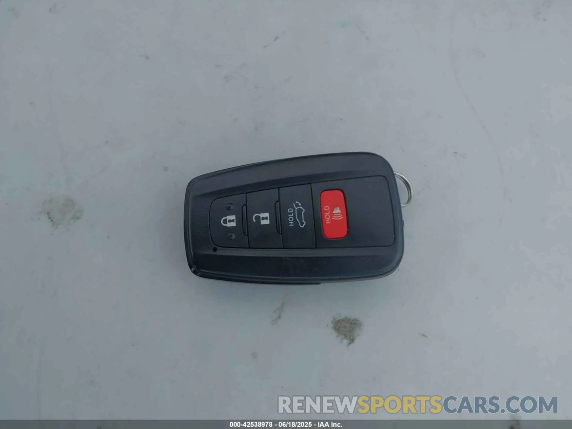 11 Фотография поврежденного автомобиля 2T3P1RFV0KC021630 TOYOTA RAV4 2019