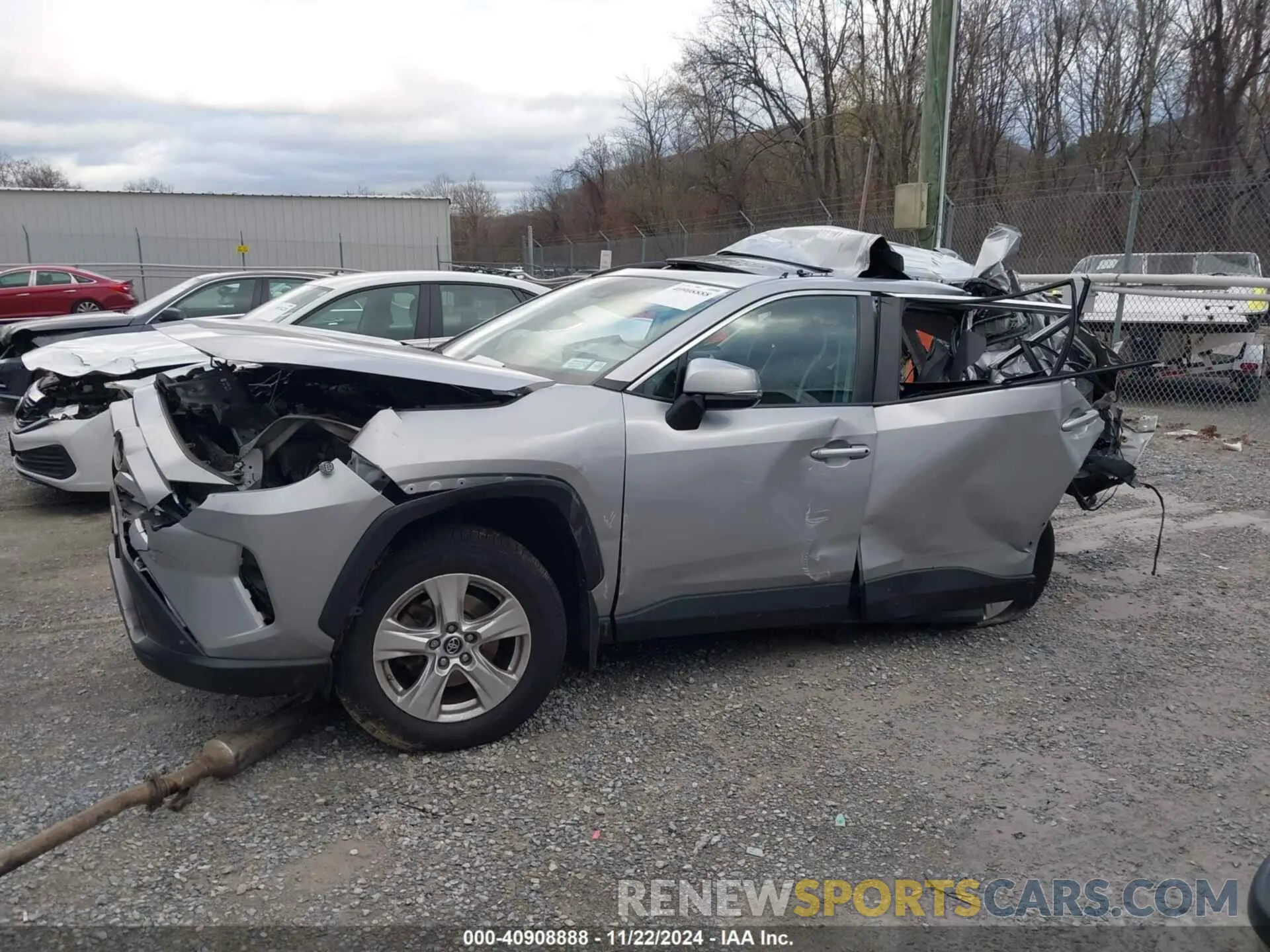 13 Фотография поврежденного автомобиля 2T3P1RFV0KW060670 TOYOTA RAV4 2019