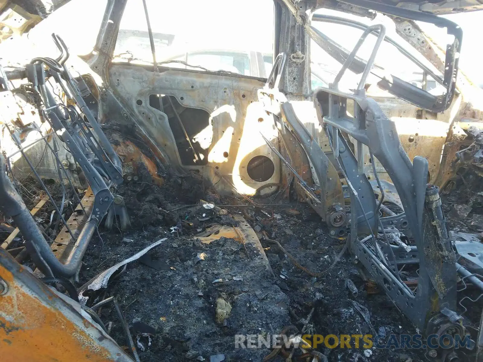 6 Photograph of a damaged car 2T3P1RFV1KC020535 TOYOTA RAV4 2019
