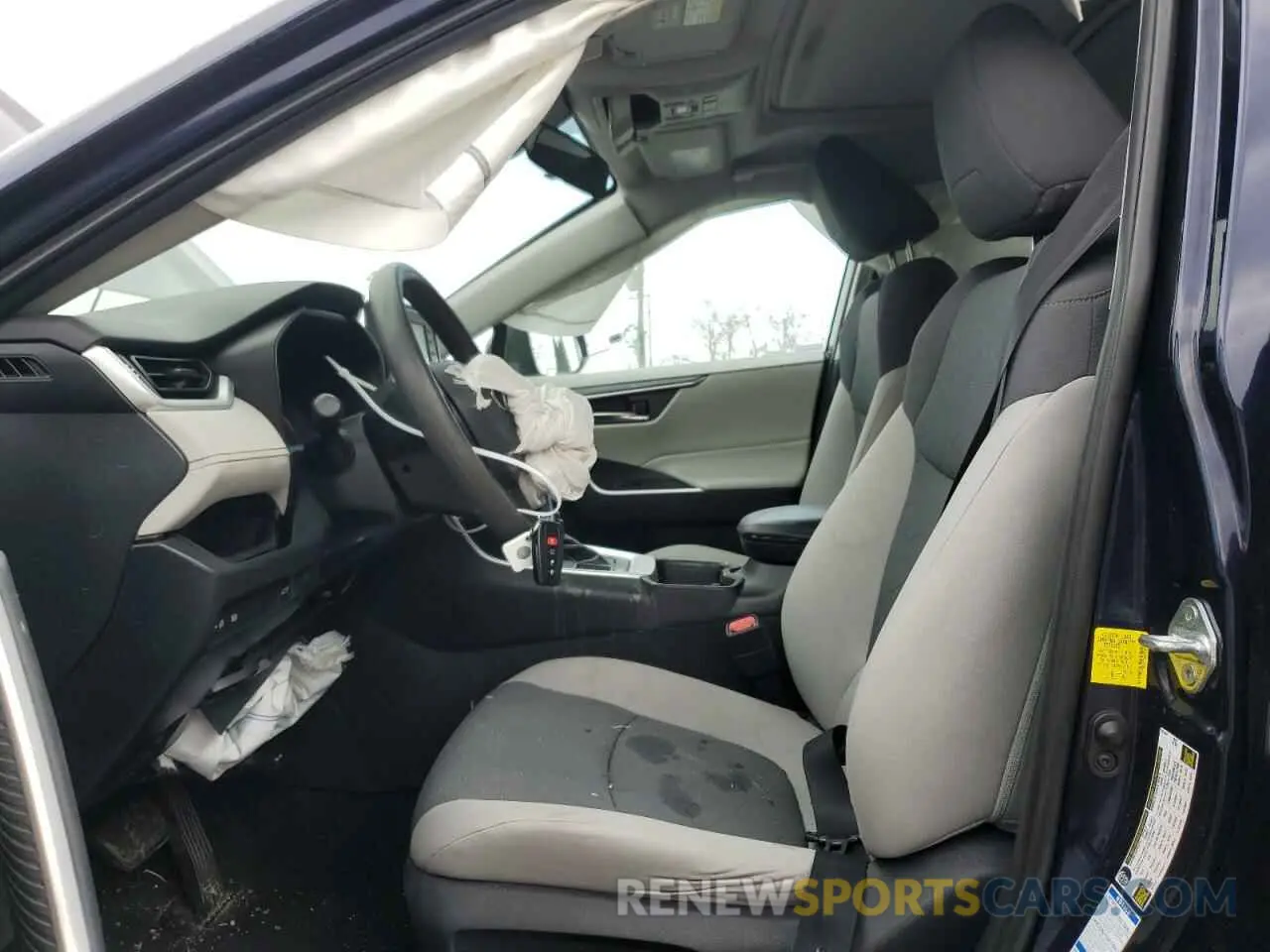 7 Photograph of a damaged car 2T3P1RFV1KW057681 TOYOTA RAV4 2019
