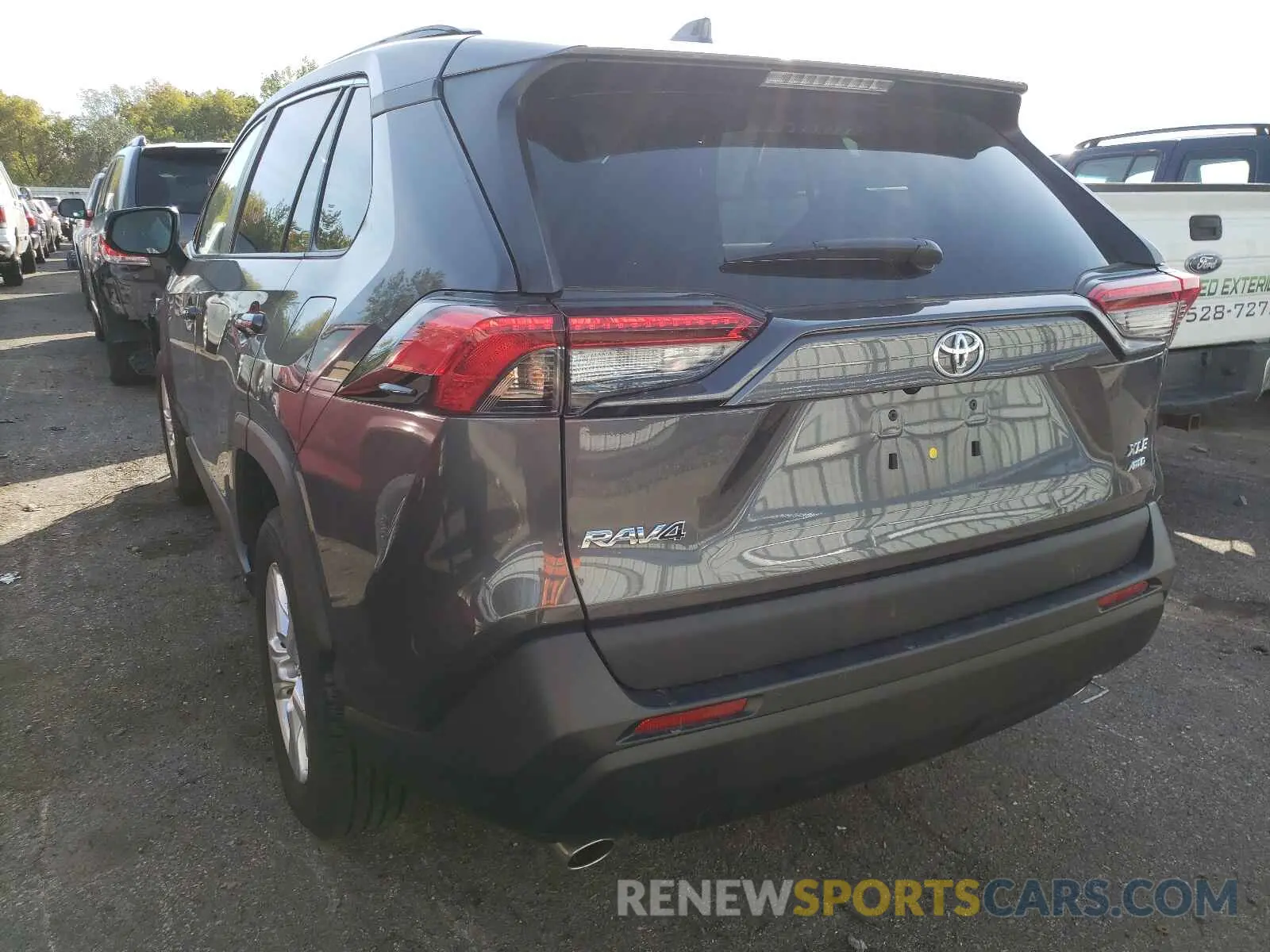 3 Photograph of a damaged car 2T3P1RFV1KW074254 TOYOTA RAV4 2019